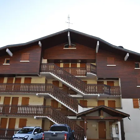 Apartment Confortable Pres Des Pistes Avec Balcon Et Parking